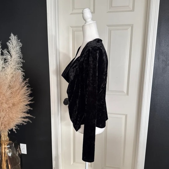 Free People Perfect Date Top 
size Large 
Black - Picture 9 of 12